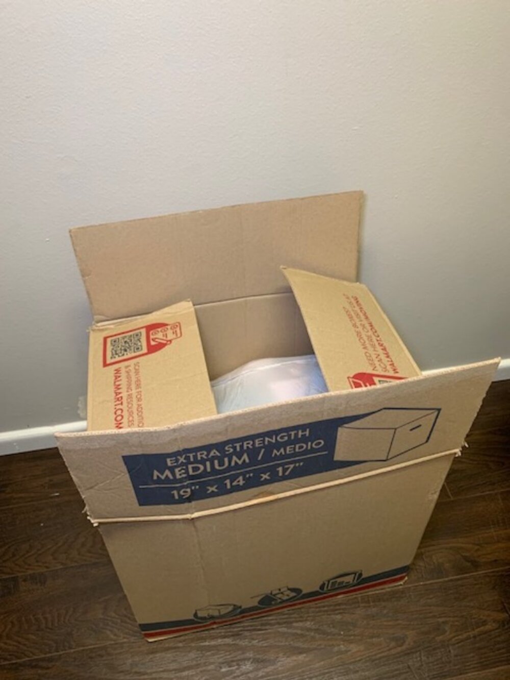 Mystery Kids Clothing Box – 15+ Items (Sizes M–XL)
